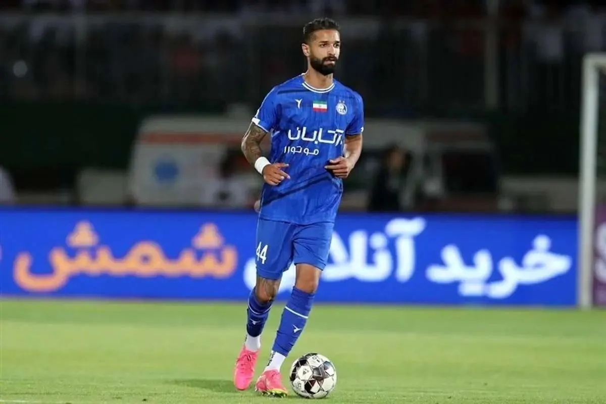 استقلال قید مدافع جنجالی‌اش را زد؟