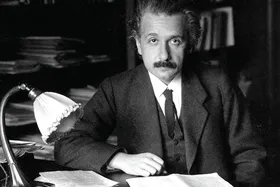 اینشتین، کارمندی که برنده نوبل شد