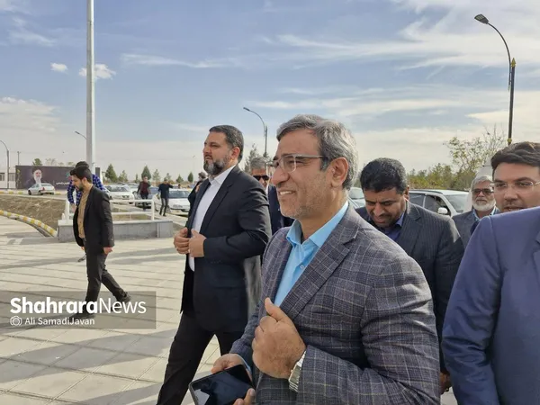 استاندار خراسان رضوی در بازدید از پروژه‌های عمرانی مشهد: نمایندگان مجلس شرایط را برای بهبود بودجه اختصاصی استان فراهم کنند+ فیلم