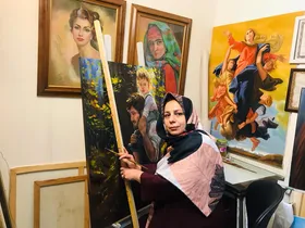 هنرمندان را دل&zwnj;گرم کنید