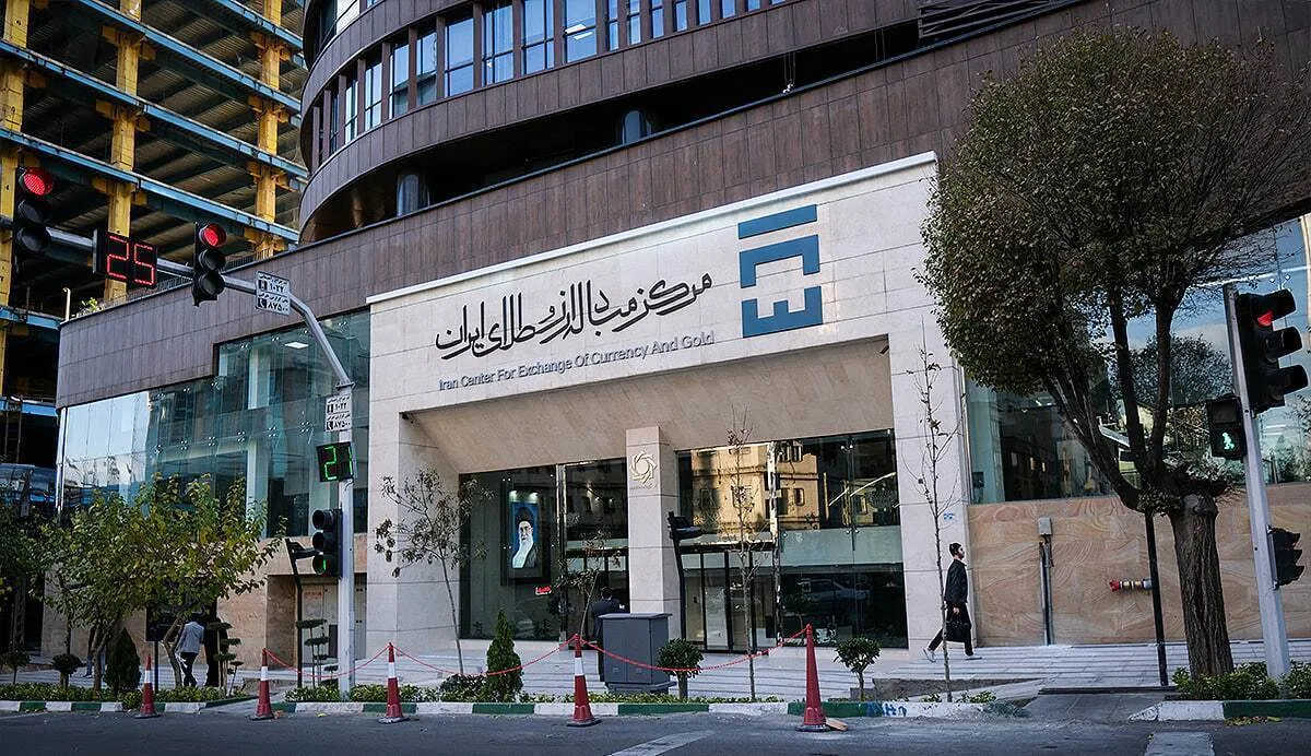 بازار ارز تجاری چهارشنبه (۱۵ مرداد ۱۴۰۴) تعطیل نیست