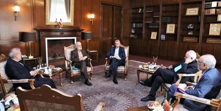 امیرعبداللهیان با وزاری خارجه پیشین کشور دیدار کرد