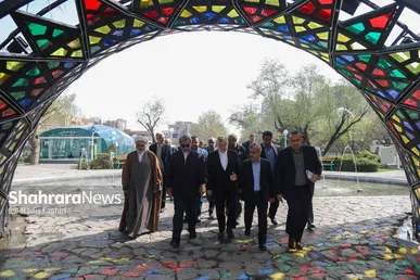 گزارش تصویری | بازدید استاندار خراسان رضوی و شهردار مشهد از چند بوستان سطح شهر و آرامگاه فردوسی در روز طبیعت