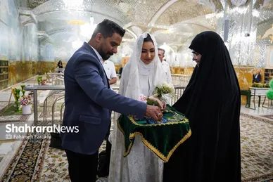 گزارش تصویری | عقد بالا سر حضرت ؛ لحظه شیرین وصال