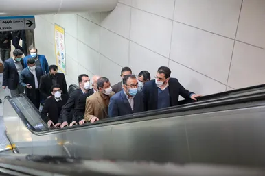 بازدید استاندار خراسان رضوی و شهردار مشهد از خطوط قطارشهری مشهد
