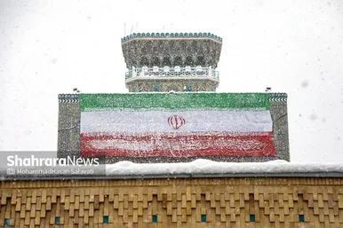 بارش برف در حرم مطهر رضوی