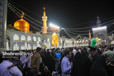 گزارش تصویری | حال و هوای حرم مطهر رضوی در شب میلاد پیامبر اکرم