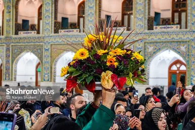 گزارش تصویری | حال و هوای حرم مطهر رضوی در شب نیمه شعبان