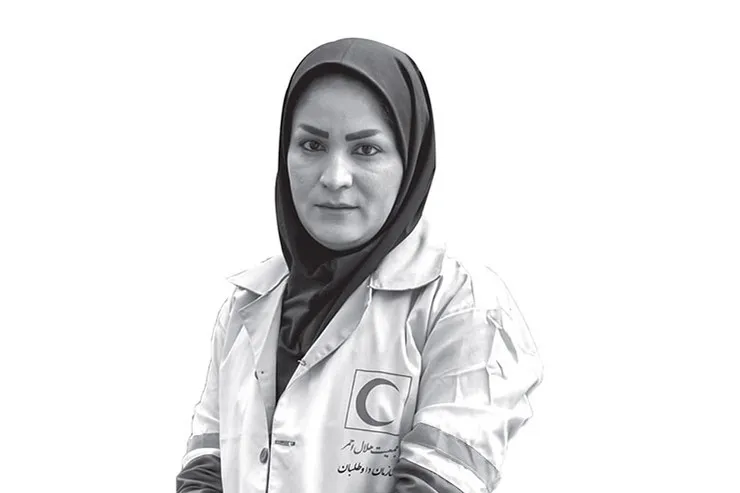 هم آتش‌نشان هم امدادگر