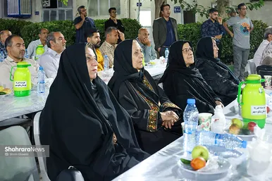 گزارش تصویری | آیین اهدای ۳۰۰ دستگاه ویلچر و بسته تحصیلی به معلولان و دانش‌آموزان تحت پوشش بهزیستی خراسان رضوی