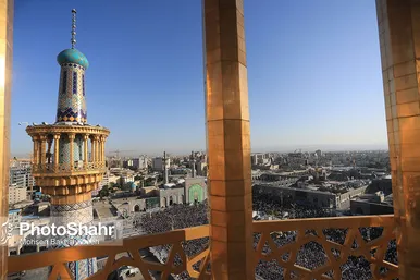 اقامه نماز عید سعید فطر در حرم مطهر امام رضا(ع)