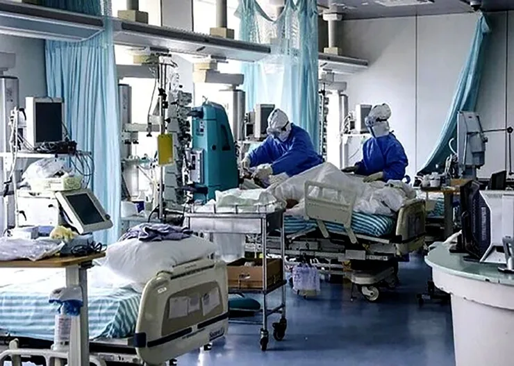 کاهش ۵۴ درصدی شمار بستری‌شدگان جدید روزانه مبتلا به کرونا در خراسان رضوی (۶ شهریورماه ۱۴۰۱)