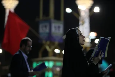 مراسم احیاء شب 21 ماه رمضان در حرم مطهر رضوی