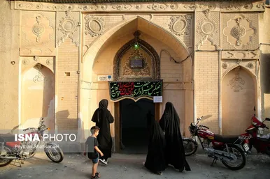 محرم ۱۴۰۴ | عکس‌هایی از عزاداری در خانه تاریخی شیخ‌الاسلام - اصفهان