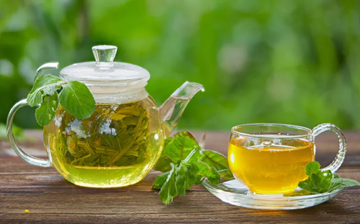 با عصاره چای سبز و ورزش کبد چرب درمان کنید