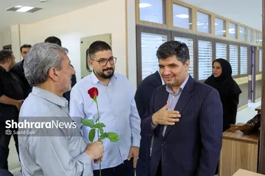 گزارش تصویری | بازدید مدیران استانی و شهری از روزنامه شهرآرا به مناسبت روز خبرنگار - ۲