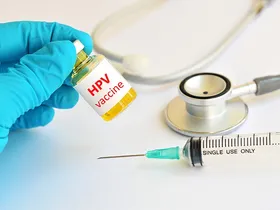ویروس HPV را بشناسید | برای تهیه واکسن اچ&zwnj;پی&zwnj;وی بودجه نداریم