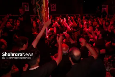 مراسم «شام غریبان حسین» مهاجران افغانستانی‌ در مدرسه علمیه حضرت قائم (عج)