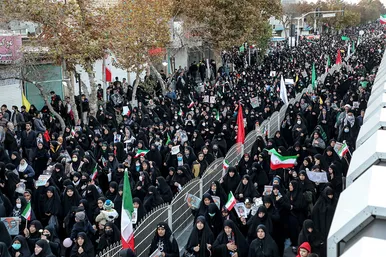 تشییع با شکوه ۳ شهید مدافع امنیت در مشهد