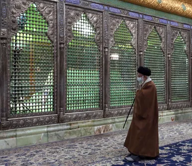 حضور رهبر معظم انقلاب در مرقد مطهر امام خمینی(ره) و گلزار شهیدان