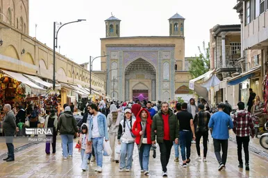 نوروزگردی | تخت جمشید و زندیه
