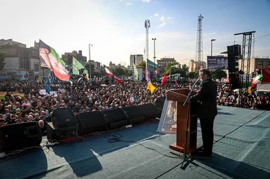 اجتماع مردم مشهد برای شهادت خادم الرضا (ع) سید ابراهیم رئیسی