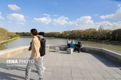 نوروزگردی | اصفهان سی و سه پل
