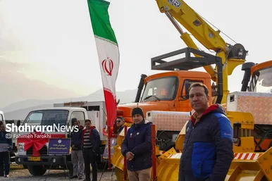 گزارش تصویری | رونمایی از ماشین‌آلات سنگین و کاربری‌های تخصصی در حوزه پسماند و نظافت شهری
