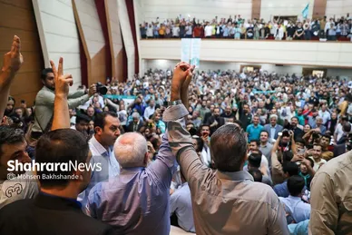 سفر تبلیغاتی محمدجواد ظریف به مشهد برای دور دوم انتخابات ۱۴۰۳