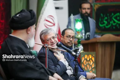 گزارش تصویری | دیدار کاروان اعزامی شهرداری مشهد به اربعین با نماینده ولی فقیه در خراسان رضوی