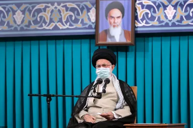 مراسم تنفیذ حکم سیزدهمین دوره ریاست جمهوری اسلامی ایران‌