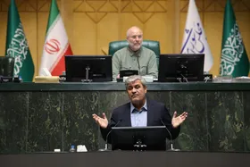 تاجگردون: اقتصاد ایران درگیر رکودی ساختاری است