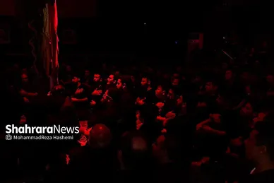 مراسم «شام غریبان حسین» مهاجران افغانستانی‌ در مدرسه علمیه حضرت قائم (عج)