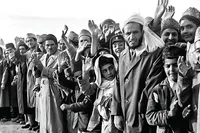 همسایه و هم‌خانه | نگاهی به ورود مهاجران افغانستانی به ایران از ۱۶۴ سال پیش تا اکنون