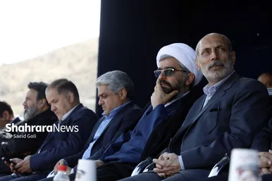 گزارش تصویری | مراسم رژه خودرويی و تجهيزات آتش‌نشانی شهرداری مشهد