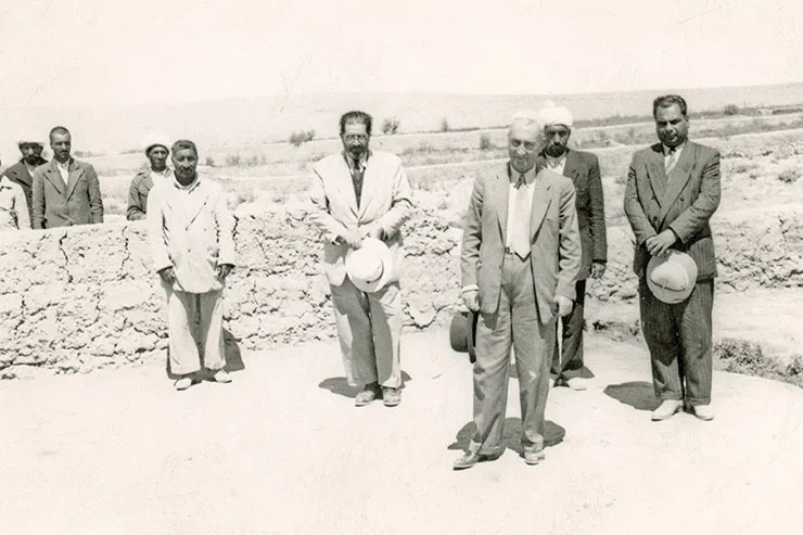گزارش علامه عطاردی از سختی‌های کار عبدالحمید مولوی در آستان قدس رضوی