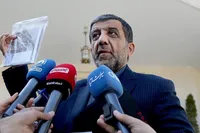 ضرغامی: همینکه شوخی می‌کنم، با رییس‌جمهور مدام تماس می‌گیرند