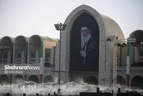 ویدئو | تصاویر هوایی از مراسم نماز بر پیکر مطهر رهبر شهید انقلاب اسلامی در تهران (۱۴ تیر ۱۴۰۵)