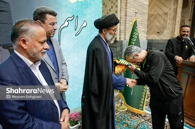 گزارش تصویری | آیین رسمی بدرقه دوندگان کاروان جاده ولایت در حرم مطهر رضوی