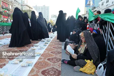 عکس| سفره افطار ۶ کیلومتری مشهدی‌ها در شب میلاد امام حسن مجتبی(ع)