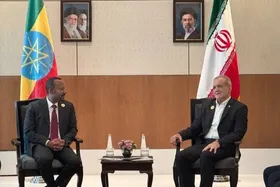 دیدار پزشکیان و نخست وزیر اتیوپی در حاشیه اجلاس بریکس