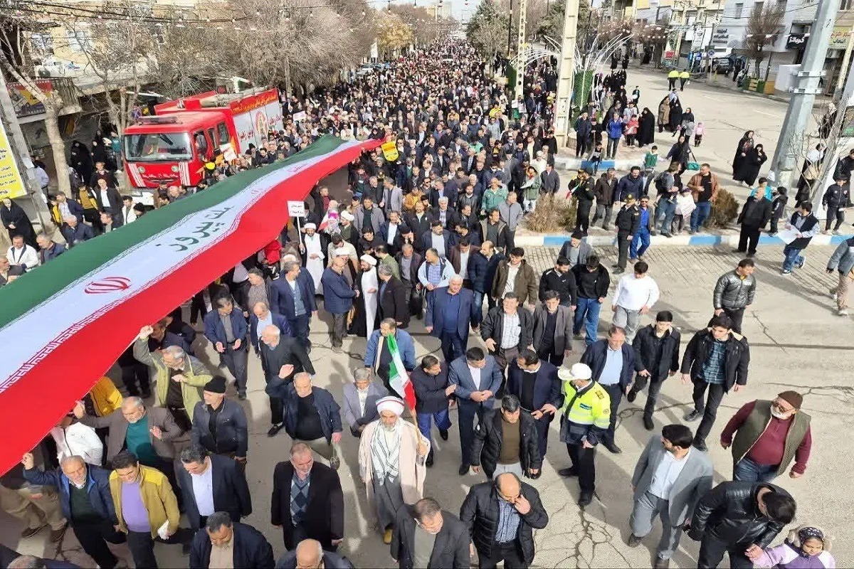 عضو هیئت‌رئیسه مجلس خبرگان رهبری: حضور یکپارچه مردم در صحنه، توطئه‌های دشمن را خنثی می‌کند