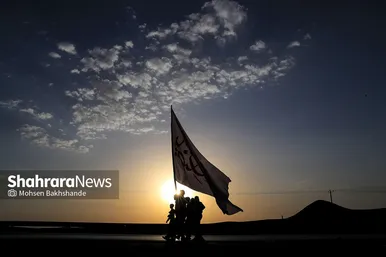 زائران پیاده امام رضا (علیه السلام)