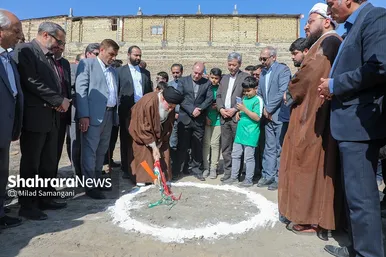 مراسم کلنگ‌زنی احداث ۱۰۵ کلاس آموزشی در حاشیه شهر