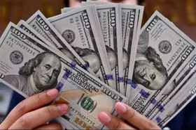 پیش&zwnj;بینی قیمت دلار، فردا (یکشنبه، ۱۹ بهمن ۱۴۰۴)