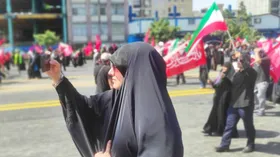&laquo;در هیچ کجای دنیا رهبری به لطافت آقای ما با زنان سخن نگفت&raquo; | روایت یک طلبه و مادر از میراث رهبر شهید