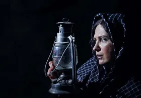 نمایش فیلم "زنانی که با گرگ&zwnj;ها دویده&zwnj;اند" در جشنواره فیلم کلکته + فیلم