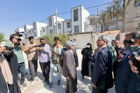بقایی از مناطق جنایت موشکی آمریکایی و صهیونیستی در لامرد بازدید کرد