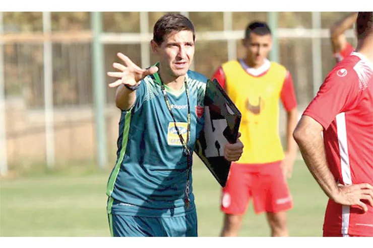 «خواکین» در نقش «مارکو»