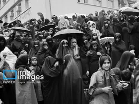 عکس&zwnj;هایی از ۱۳ آبان ۱۳۵۸